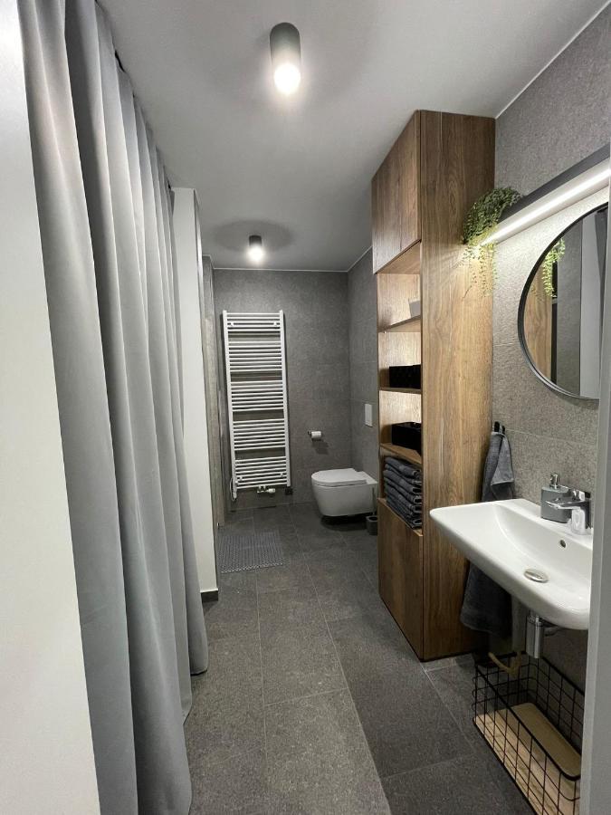 Prima Apartman Dolni Morava Ngoại thất bức ảnh