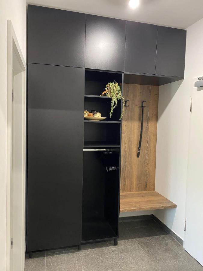 Prima Apartman Dolni Morava Ngoại thất bức ảnh